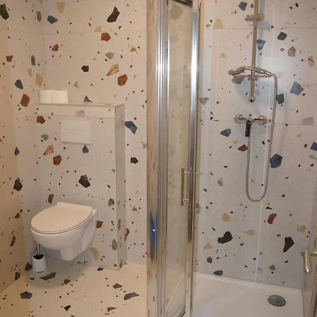 Hostel Stadion - *