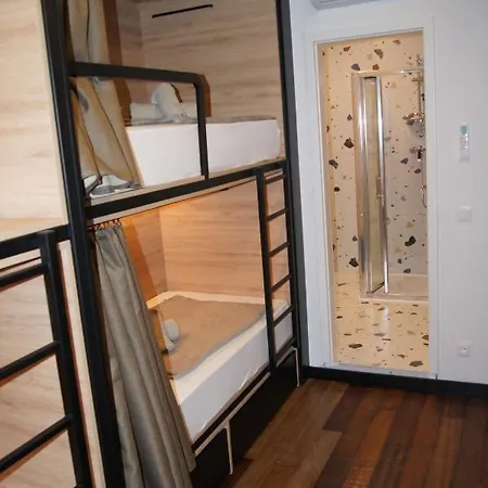Hostel Stadion -