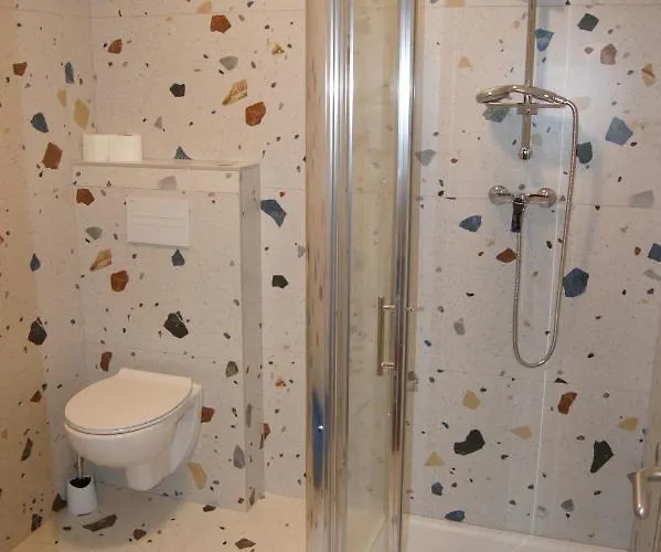 Auberge de jeunesse Stadion - *